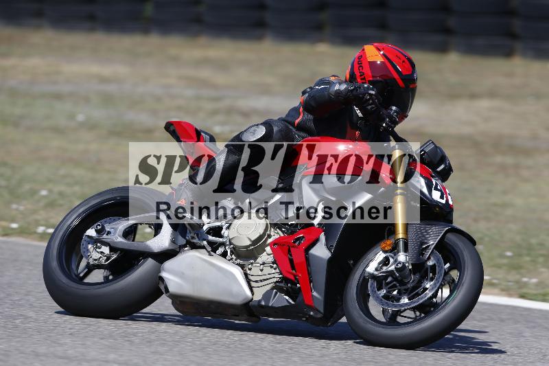/36 08.08.2026  Pluess Motosport ADR/Freies Fahren/415